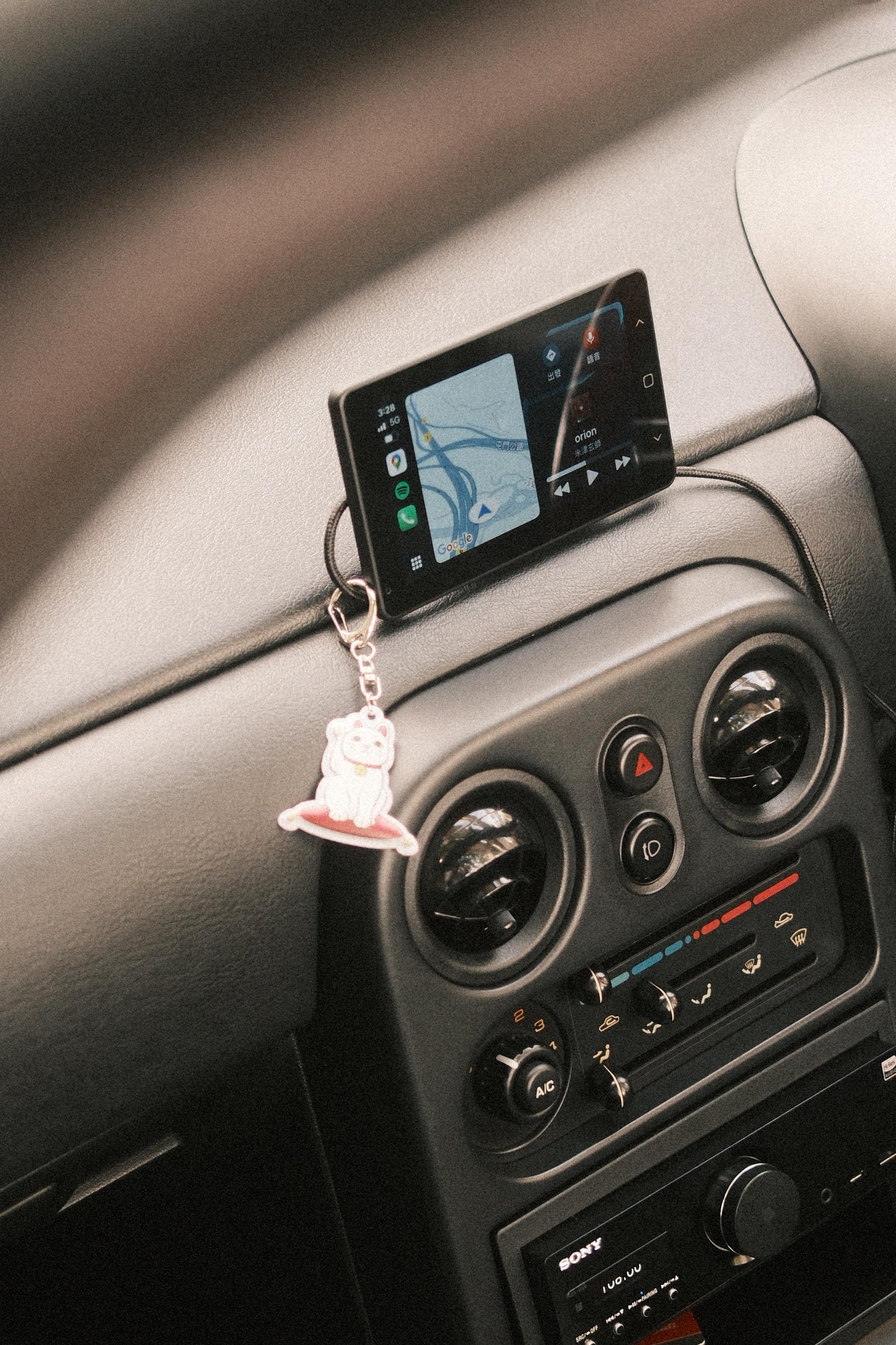 【舊車神器】Keks Innovation Roadmate快拆便攜式無線Apple Carplay