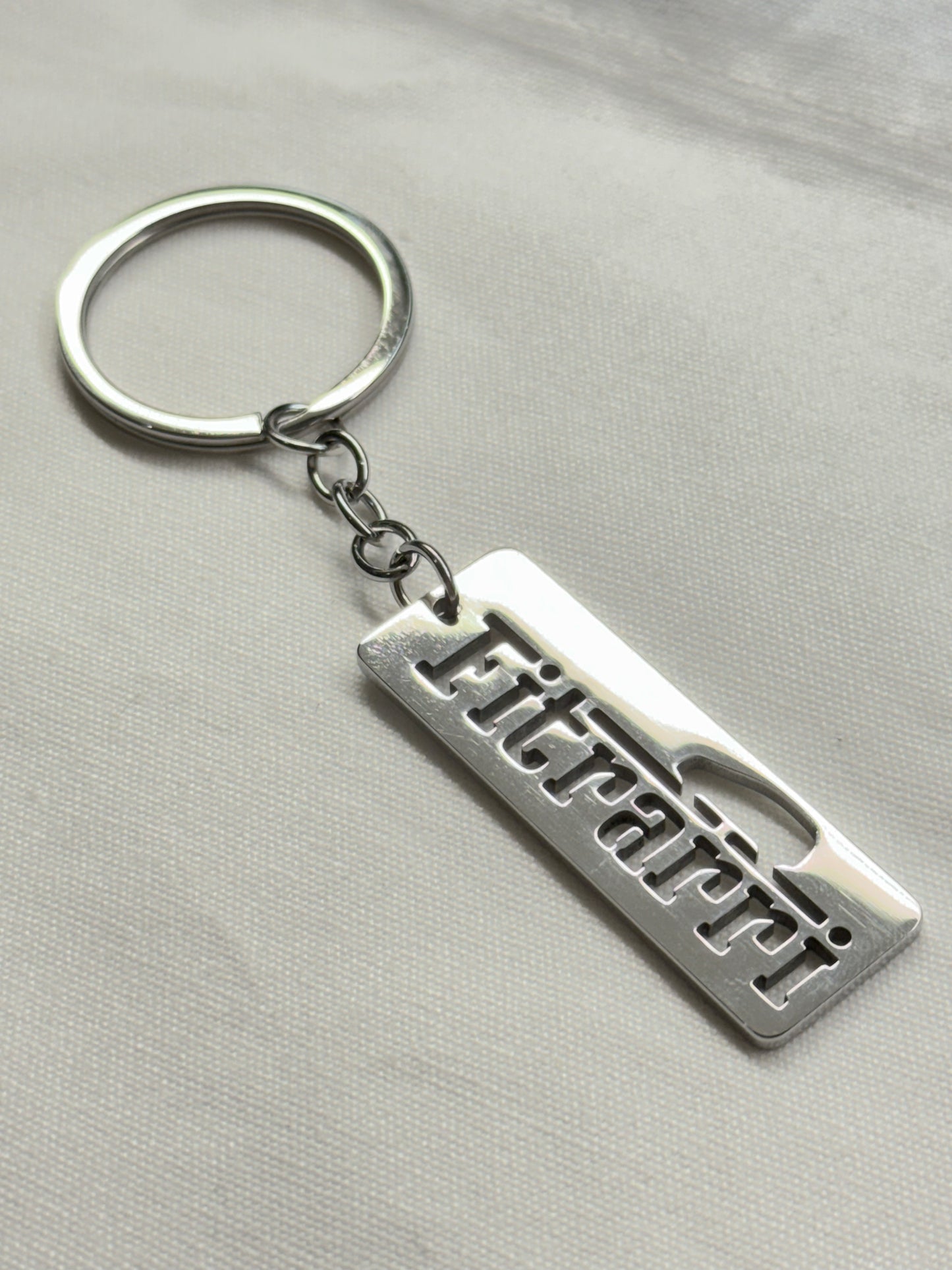 【Fitrarri】Fitrarri 金屬鎖匙扣
